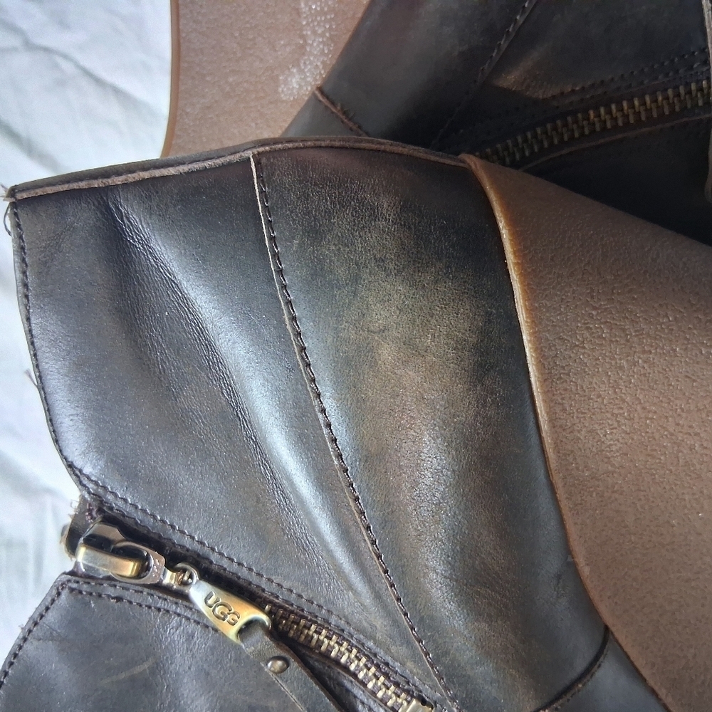 Uggs Size 9 Boots Zip Up - Picture 7 of 9